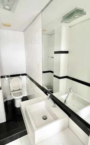 Apartamento à venda com 208m², 3 quartos e 1 vaga Apartamento à venda com 208m², 3 quartos e 1 vagaLavabo