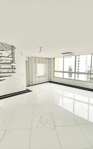Apartamento à venda com 208m², 3 quartos e 1 vaga Apartamento à venda com 208m², 3 quartos e 1 vagaSala