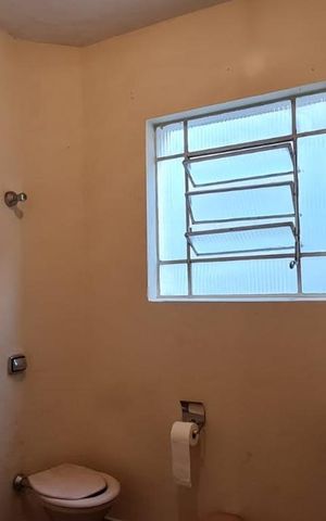 Casa à venda com 200m², 6 quartos e 3 vagas