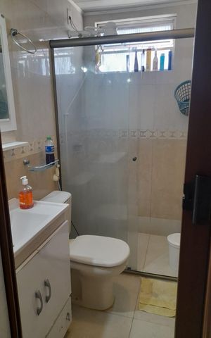 Apartamento à venda com 54m², 2 quartos e 1 vaga Apartamento à venda com 54m², 2 quartos e 1 vagaBanheiro