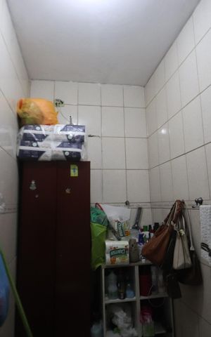 Casa à venda com 200m², 1 quarto e 2 vagasBanheiro de Cima