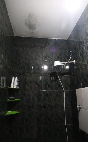 Casa à venda com 200m², 1 quarto e 2 vagasBanheiro de Baixo