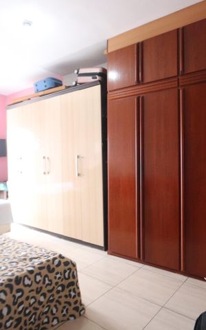 Casa à venda com 200m², 1 quarto e 2 vagasSuíte