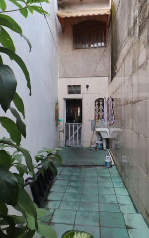 Casa à venda com 200m², 1 quarto e 2 vagasLavanderia e Quintal