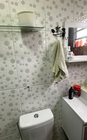 Casa para alugar com 561m², 3 quartos e 6 vagas Casa para alugar com 561m², 3 quartos e 6 vagasBanheiro da Suíte