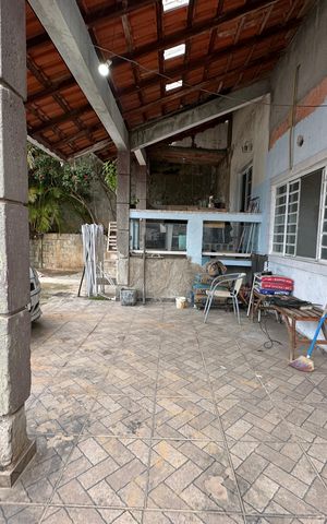 Casa para alugar com 561m², 3 quartos e 6 vagas Casa para alugar com 561m², 3 quartos e 6 vagasQuintal