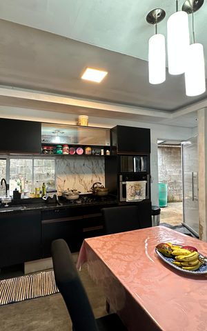 Casa para alugar com 561m², 3 quartos e 6 vagas Casa para alugar com 561m², 3 quartos e 6 vagasCozinha