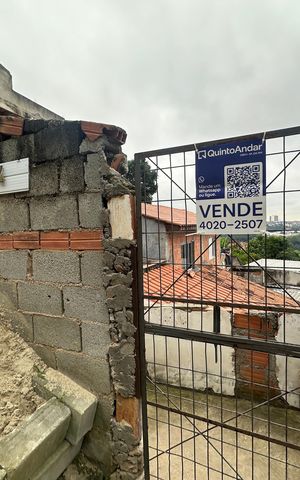 Casa para alugar com 561m², 3 quartos e 6 vagas Casa para alugar com 561m², 3 quartos e 6 vagasFachada