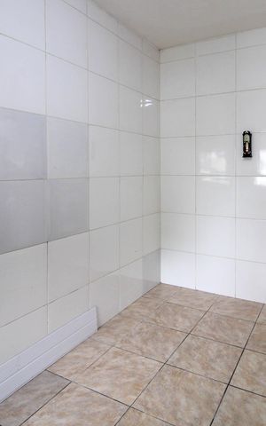 Casa à venda com 100m², 3 quartos e 1 vaga Casa à venda com 100m², 3 quartos e 1 vagaQuarto 3