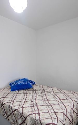 Casa à venda com 100m², 3 quartos e 1 vaga Casa à venda com 100m², 3 quartos e 1 vagav