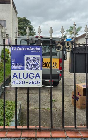 Casa à venda com 100m², 3 quartos e 1 vaga Casa à venda com 100m², 3 quartos e 1 vagaPlaca