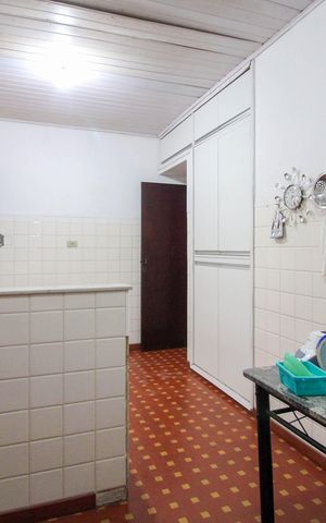 Casa à venda com 100m², 3 quartos e 1 vaga Casa à venda com 100m², 3 quartos e 1 vagaCozinha