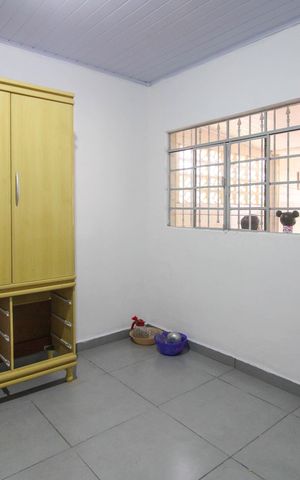 Casa à venda com 100m², 3 quartos e 1 vaga Casa à venda com 100m², 3 quartos e 1 vagaQuarto 1