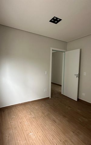 Casa de condomínio à venda com 130m², 3 quartos e 2 vagas Casa de condomínio à venda com 130m², 3 quartos e 2 vagasQuarto 1