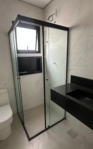 Casa de condomínio à venda com 130m², 3 quartos e 2 vagas Casa de condomínio à venda com 130m², 3 quartos e 2 vagasBanheiro