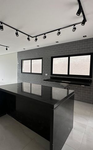 Casa de condomínio à venda com 130m², 3 quartos e 2 vagas Casa de condomínio à venda com 130m², 3 quartos e 2 vagasCozinha