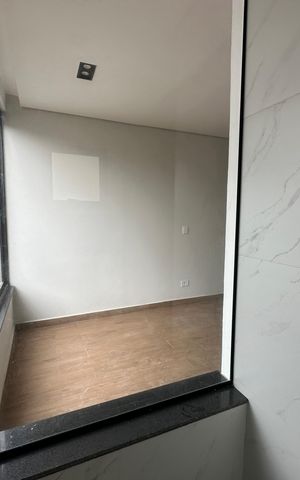 Casa de condomínio à venda com 130m², 3 quartos e 2 vagas Casa de condomínio à venda com 130m², 3 quartos e 2 vagasBanheiro da Suíte