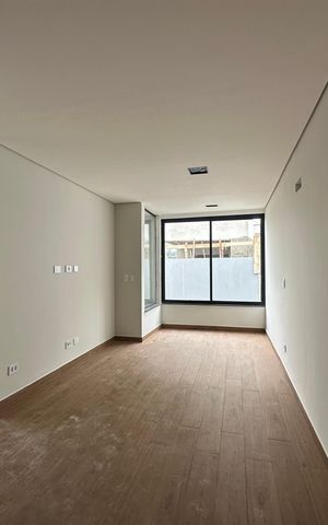 Casa de condomínio à venda com 130m², 3 quartos e 2 vagas Casa de condomínio à venda com 130m², 3 quartos e 2 vagasSuíte
