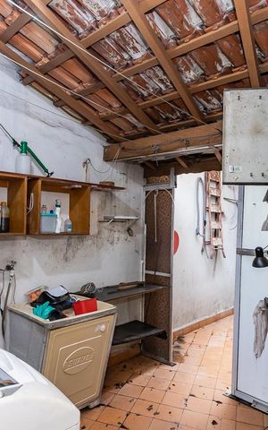 Casa à venda com 210m², 1 quarto e 5 vagas Casa à venda com 210m², 1 quarto e 5 vagasÁrea de Serviço