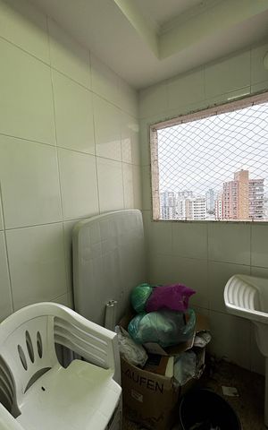 Apartamento à venda com 163m², 3 quartos e 3 vagas Apartamento à venda com 163m², 3 quartos e 3 vagasÁrea de Serviço