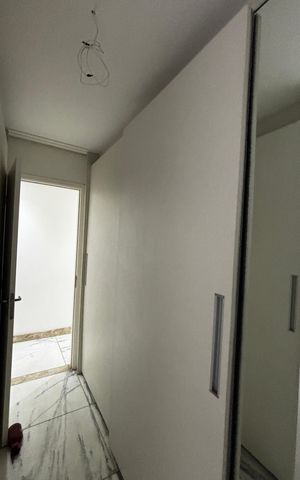 Apartamento à venda com 163m², 3 quartos e 3 vagas Apartamento à venda com 163m², 3 quartos e 3 vagasSuite 1