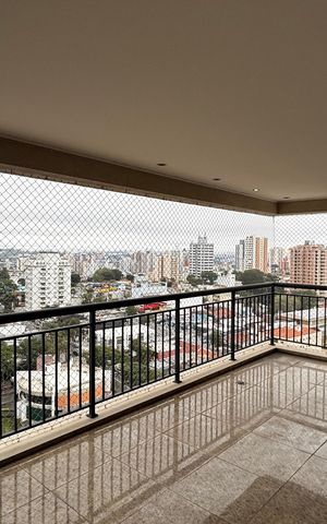 Apartamento à venda com 163m², 3 quartos e 3 vagas Apartamento à venda com 163m², 3 quartos e 3 vagasVaranda da Sala