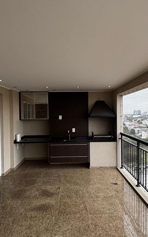 Apartamento à venda com 163m², 3 quartos e 3 vagas Apartamento à venda com 163m², 3 quartos e 3 vagasVaranda da Sala