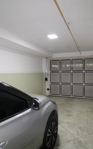Casa de condomínio à venda com 289m², 4 quartos e 4 vagasGaragem