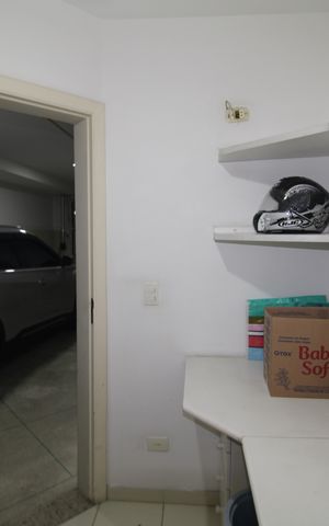 Casa de condomínio à venda com 289m², 4 quartos e 4 vagasGaragem - Escritório