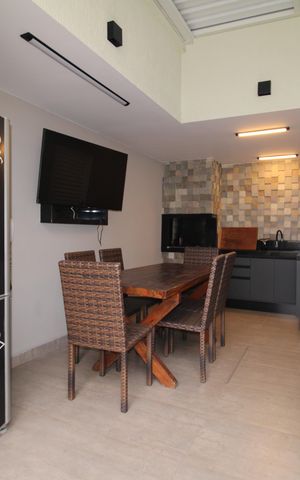 Casa de condomínio à venda com 289m², 4 quartos e 4 vagasÁrea de Lazer