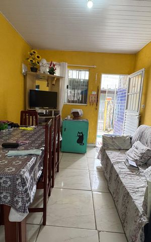Casa à venda com 105m², 2 quartos e 1 vaga Casa à venda com 105m², 2 quartos e 1 vagaSala