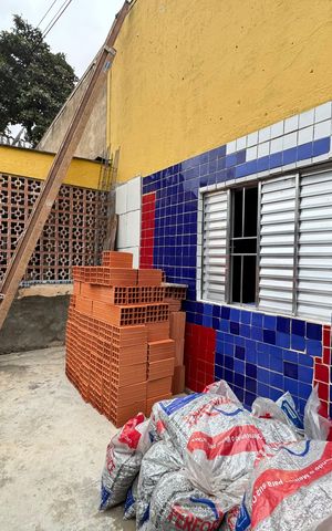 Casa à venda com 105m², 2 quartos e 1 vaga Casa à venda com 105m², 2 quartos e 1 vagaQuintal