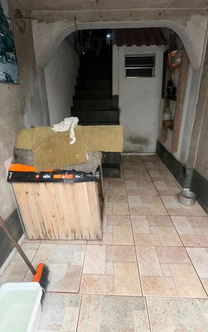 Casa à venda com 199m², 3 quartos e 2 vagas Casa à venda com 199m², 3 quartos e 2 vagasÁrea de Serviço
