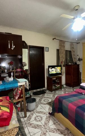 Casa à venda com 199m², 3 quartos e 2 vagas Casa à venda com 199m², 3 quartos e 2 vagasSuíte