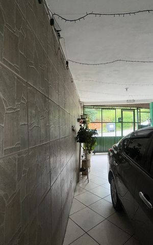 Casa à venda com 199m², 3 quartos e 2 vagas Casa à venda com 199m², 3 quartos e 2 vagasGaragem