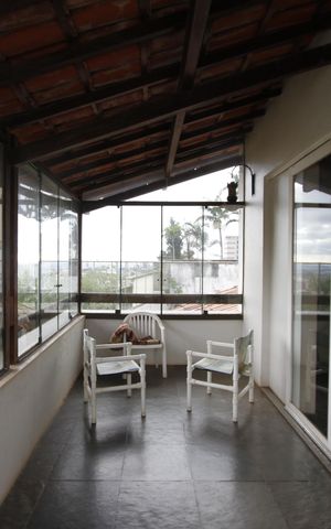 Casa para alugar com 500m², 4 quartos e 3 vagasVaranda da Sala