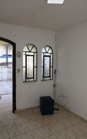 Casa à venda com 88m², 2 quartos e 1 vagaSala