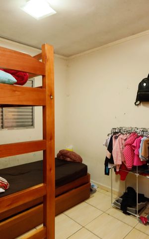 Casa à venda com 275m², 4 quartos e 2 vagas Casa à venda com 275m², 4 quartos e 2 vagasQuarto 2 casa 2