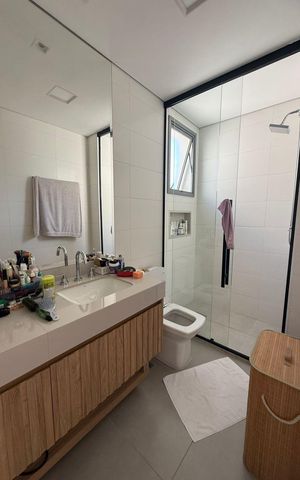 Casa de condomínio à venda com 200m², 3 quartos e 2 vagas Casa de condomínio à venda com 200m², 3 quartos e 2 vagasBanheiro
