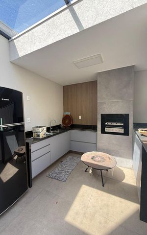 Casa de condomínio à venda com 200m², 3 quartos e 2 vagas Casa de condomínio à venda com 200m², 3 quartos e 2 vagasCozinha