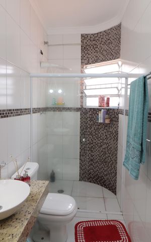 Casa à venda com 198m², 3 quartos e 2 vagasBanheiro da Suíte 3