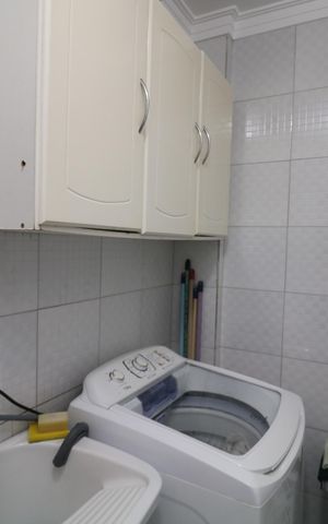 Casa à venda com 198m², 3 quartos e 2 vagasÁrea de Serviço