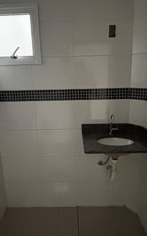 Apartamento à venda com 106m², 2 quartos e 1 vaga Apartamento à venda com 106m², 2 quartos e 1 vagaBanheiro da Suíte