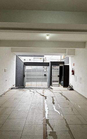 Apartamento à venda com 106m², 2 quartos e 1 vaga Apartamento à venda com 106m², 2 quartos e 1 vagaGaragem