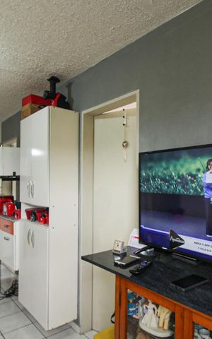 Apartamento à venda com 48m², 3 quartos e 1 vaga Apartamento à venda com 48m², 3 quartos e 1 vagaSala