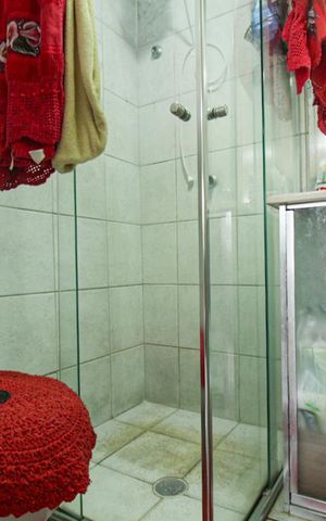 Apartamento à venda com 48m², 3 quartos e 1 vaga Apartamento à venda com 48m², 3 quartos e 1 vagaBanheiro