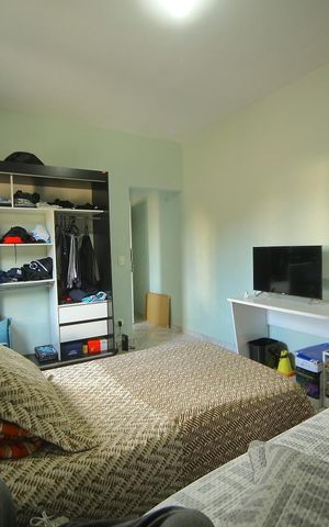 Casa à venda com 225m², 3 quartos e 2 vagasSuíte 