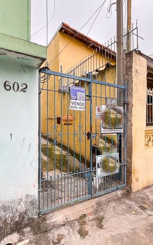 Casa à venda com 63m², 2 quartos e sem vagaFachada + plaquinha