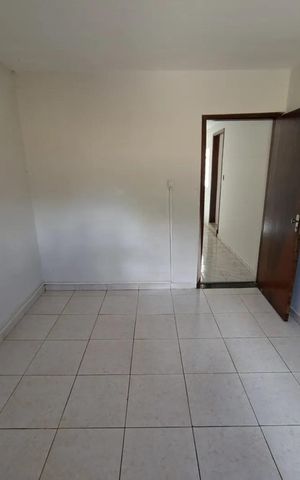 Casa para alugar com 50m², 4 quartos e 1 vaga