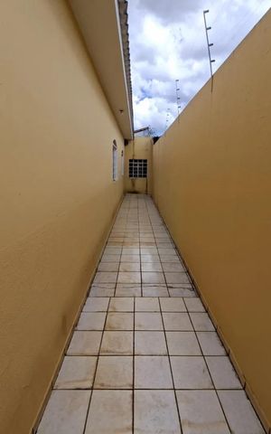 Casa para alugar com 50m², 4 quartos e 1 vaga